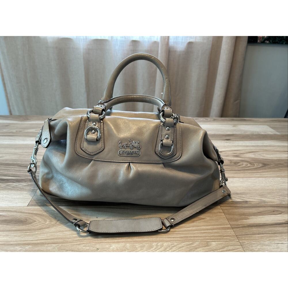 Coach Madison Sabrina Light Gray Leather Medium Y2K Satchel Shoulder Bag 12949